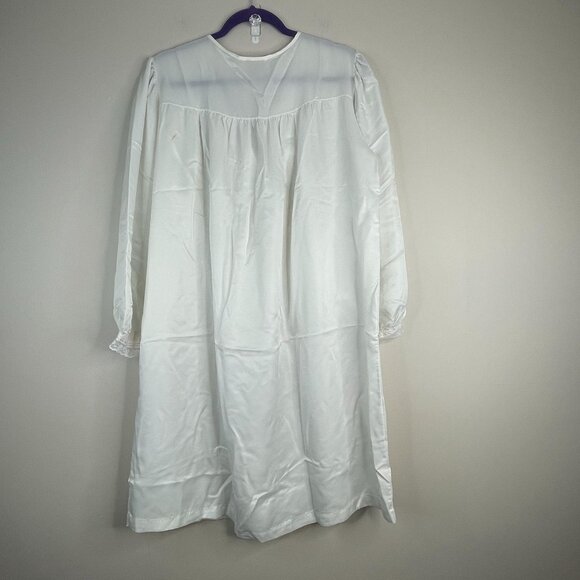 Barbizon Vintage Silky Satin Nightgown Large Floral Embroidered Lace Trim Dainty - Picture 10 of 14
